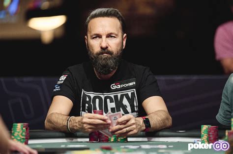 daniel negreanu age.